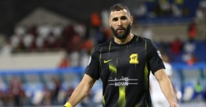 الخلافات تشتعل بين بنزيما ومدرب الاتحاد